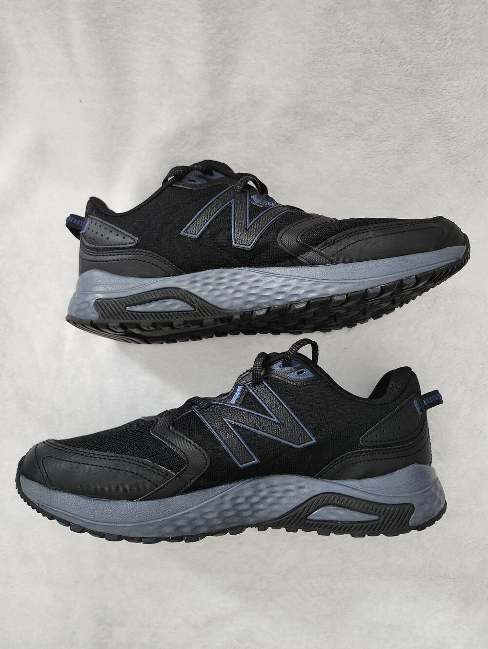 New Balance 410v7 Black Blue Trail Running Shoes Men's Size 11 4E Extra Wide